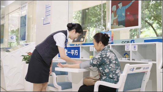 联通适老服务 用爱温暖银龄