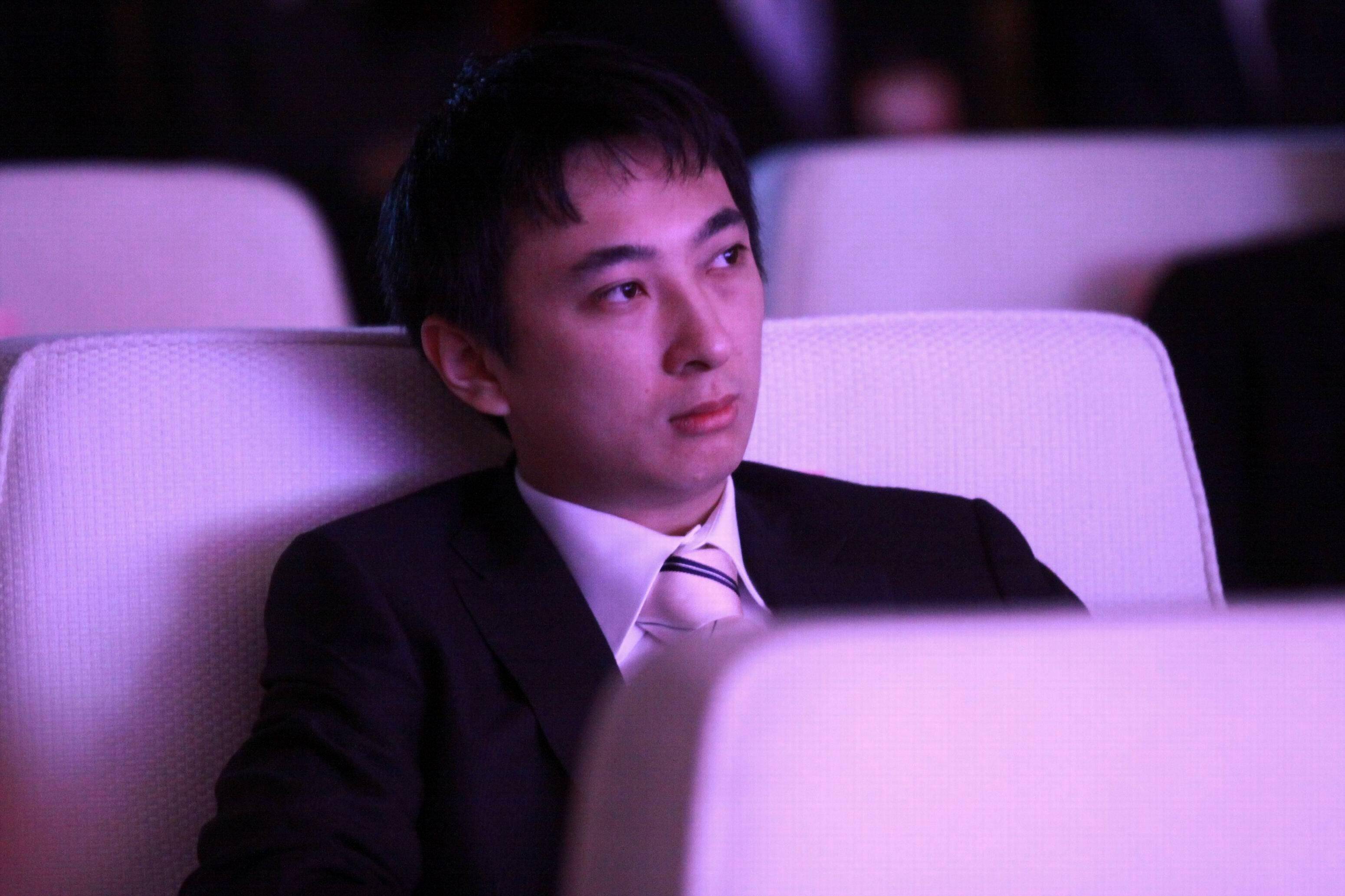 东北证券：高级管理人员王晓丹离任