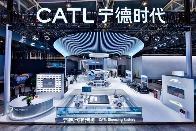 汽车之家空间站深圳店开业，引领大湾区汽车新零售变革​