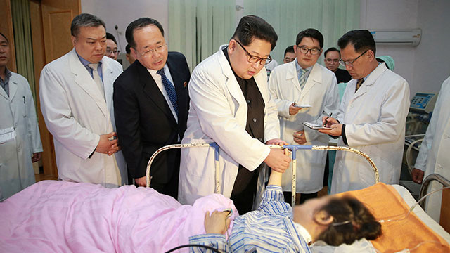 金正恩出席竣工典礼,现场罢免朝鲜副总理杨胜虎:某些领导干部不负责任、粗枝大叶、昏庸无能,对于不负责任和持消极态度的人不再期待