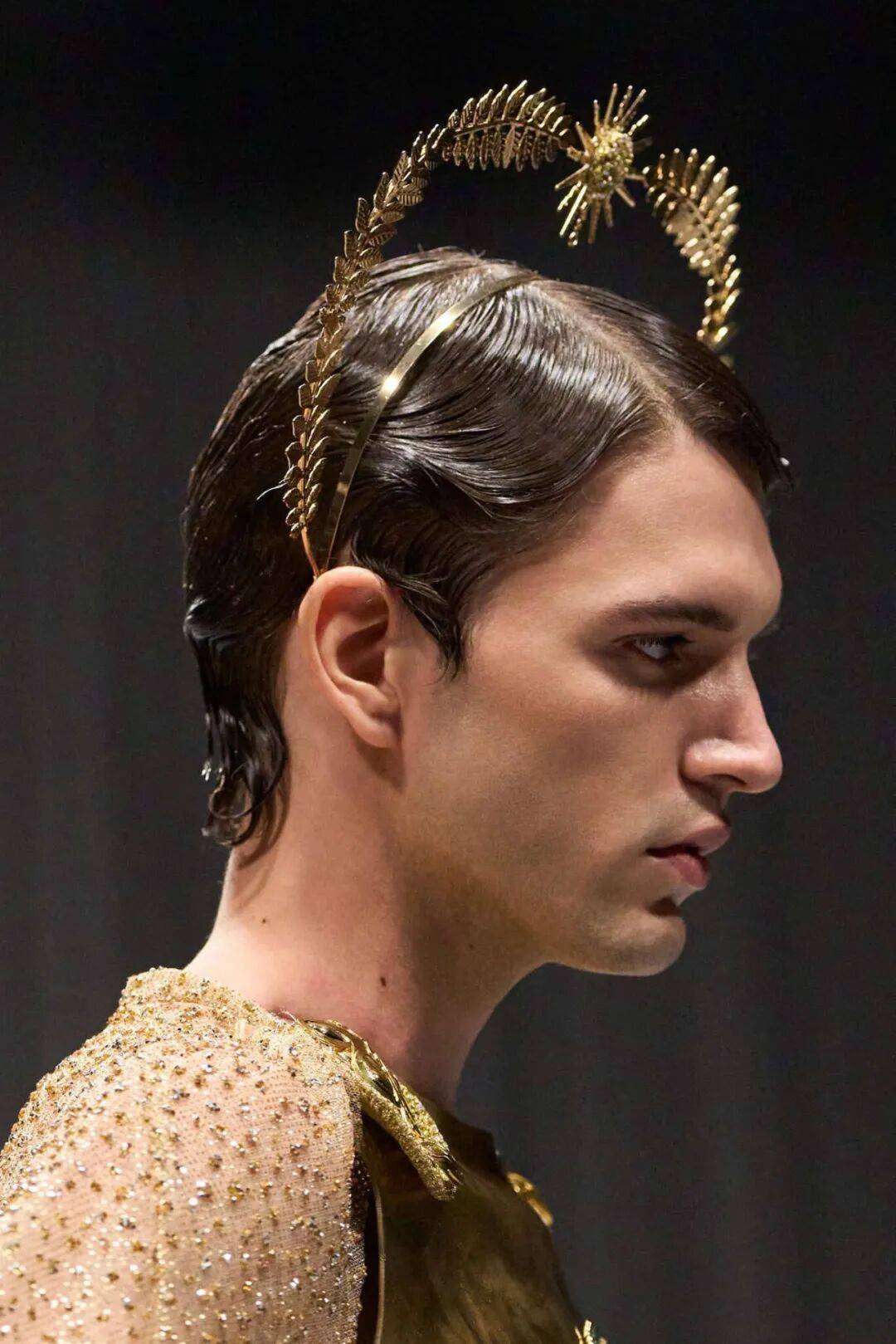 迪拜时装周提升国际影响力