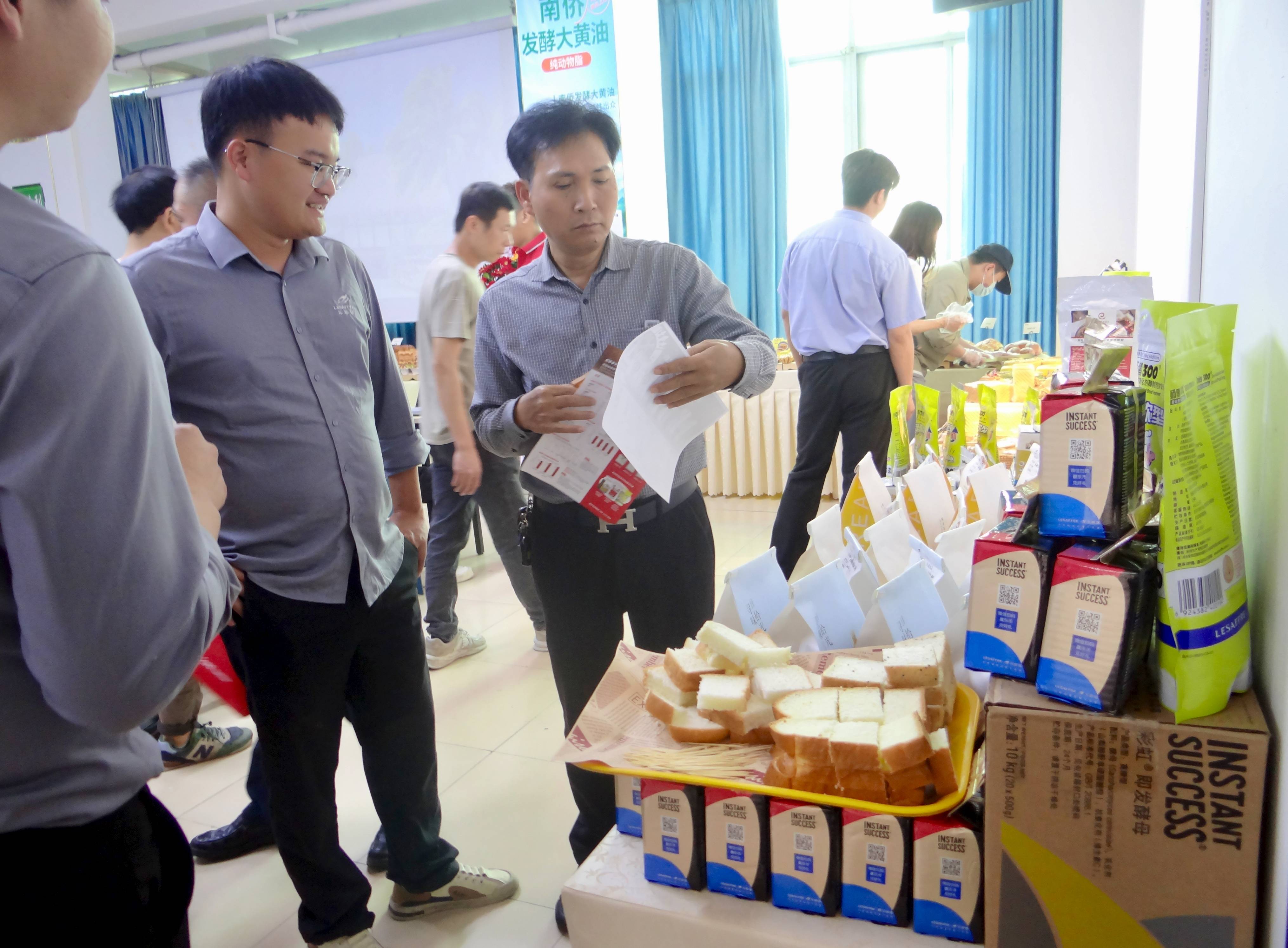 原材料涨价挤压利润空间，南侨食品一年少赚1.6亿！预制烘焙增长难阻毛利率滑坡