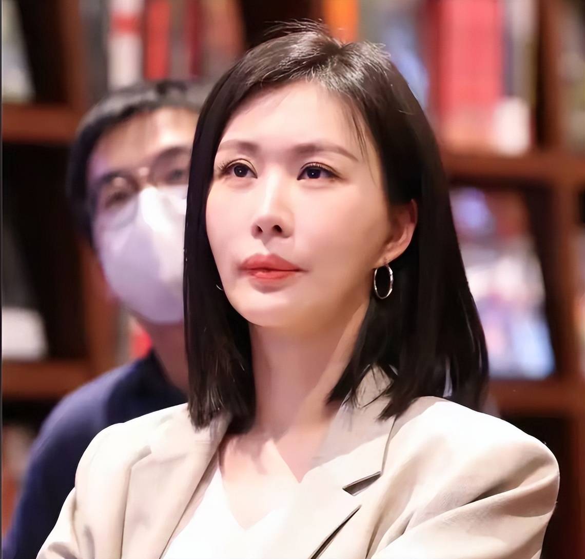 王石回应被抓传闻：一切安好，造谣者交给法律