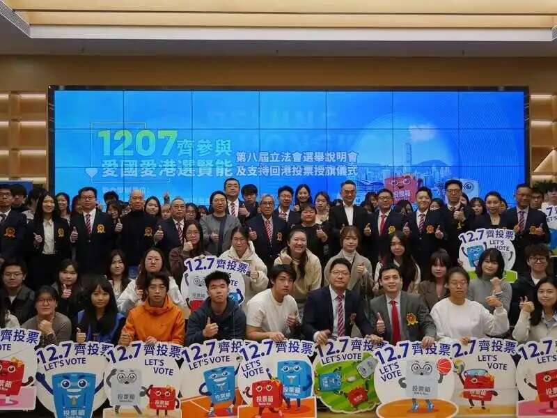 三雄极光:接受参与2025年年度报告网上说明会的广大投资者调研