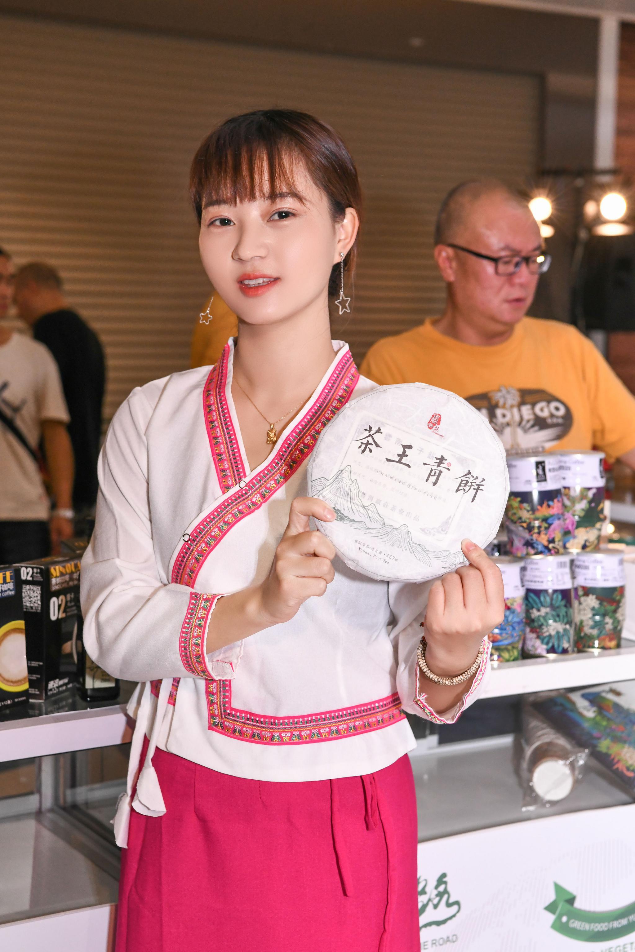 斯里兰卡节庆食品突击检查升级：967次稽查、817宗案件