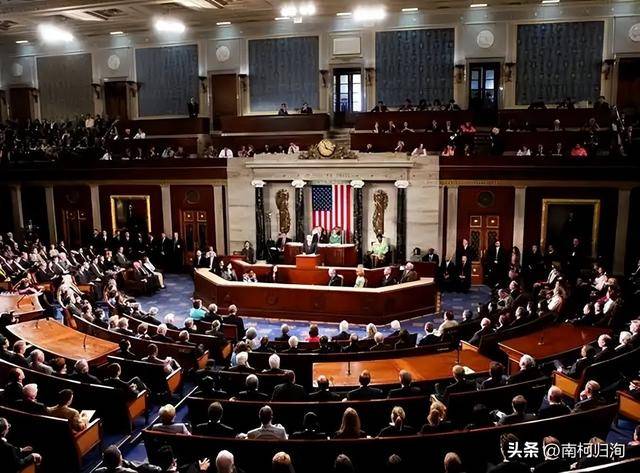 美国扩大对古巴制裁，特朗普：从伊朗回来的路上顺道“解决古巴”，航母一去他们就会投降！古巴超50万民众上街高呼“保卫祖国”